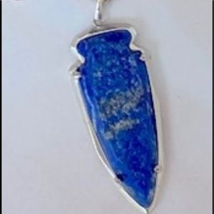 Beautiful Kendra Scott Kimmy Necklace in Raw Cut Lapis